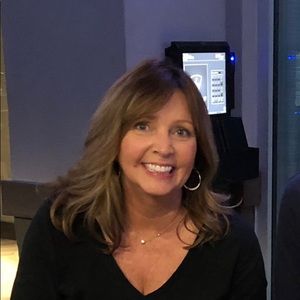 Meet your Posher, Janet